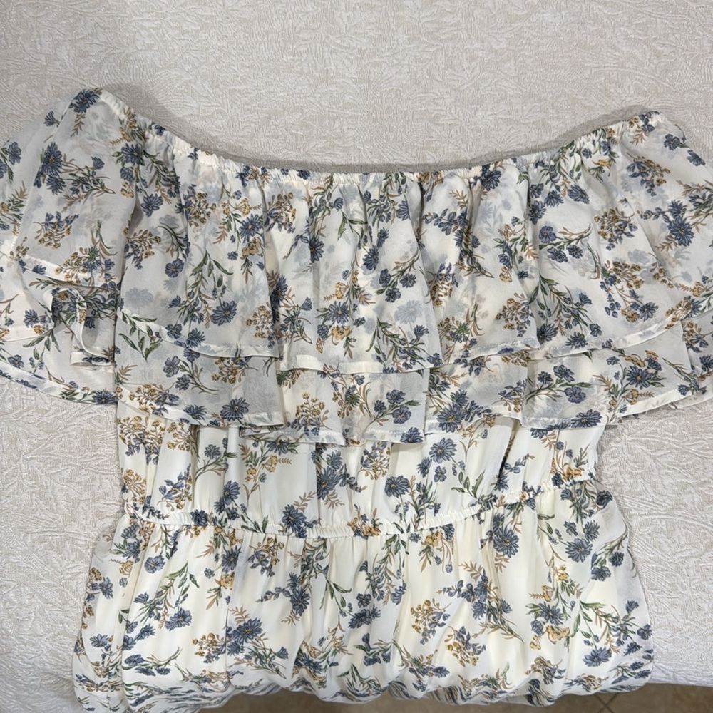 Floral Cream Maxi Dress - Picture 3 of 5